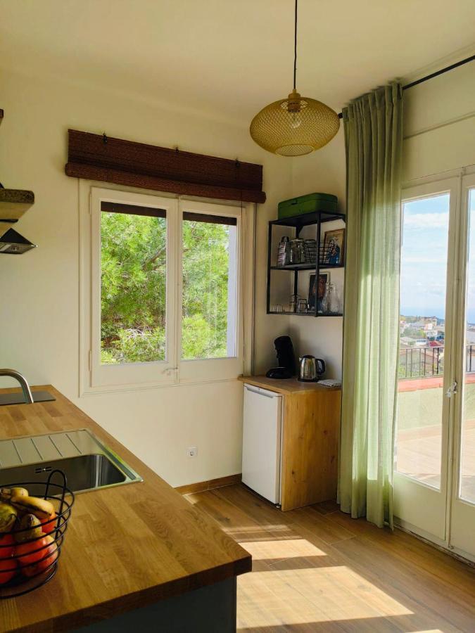 Cozy Place, Big Roof Terrace & Spectacular Views. Cabrils Eksteriør bilde